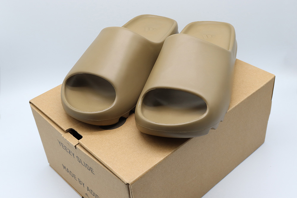 fake yeezy slides earth brown