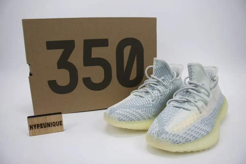 yeezy 350 v2 cloud white non-reflective