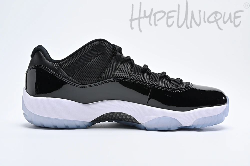 air jordan 11 low “space jam” reps