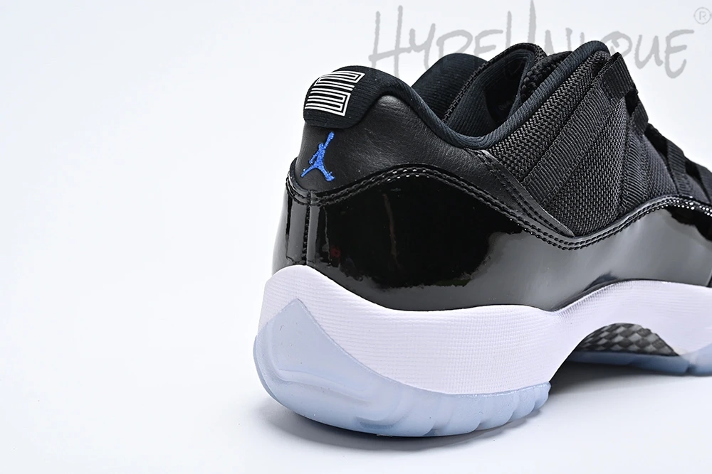 air jordan 11 low “space jam” reps