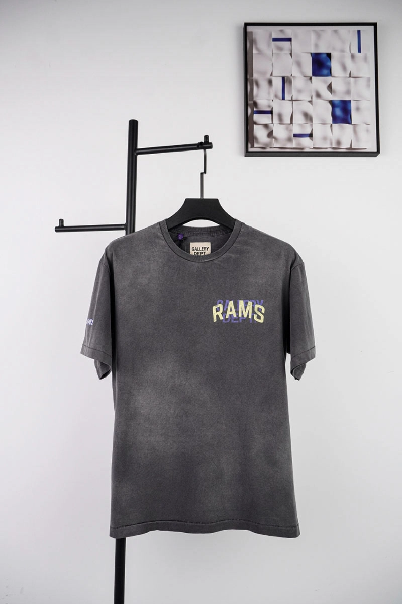 gallery dept rams print t-shirt