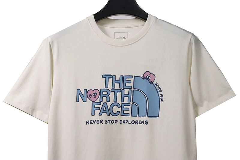 the north face heart print t-shirt