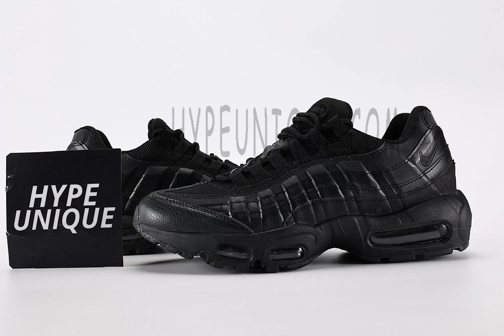 air max 95 ‘triple black’